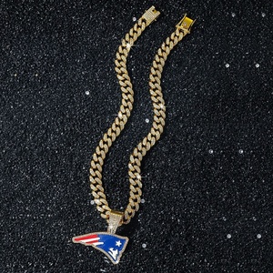 Großhandel New England Patriots Anhänger Meisterschafts-Halsketten Hip-Hop Klassischer Gold/Silber Beschichteter Legierungsschmuck Kubanische Kette - Product Image 4