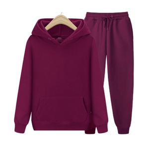 Conjunto de chándal ligero, traje de correr de secado rápido, conjunto de chándal informal personalizado al por mayor, traje deportivo cómodo - Product Image 1