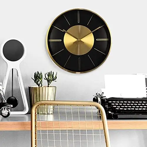 12 Inch Mode Zwarte Luxe Metalen Klokken Voor Woonkamer Custom Ronde Moderne Eenvoudige Stille Gouden Wandklok Home Decor