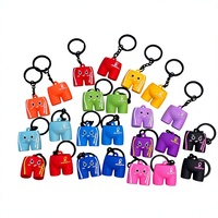 Porte-clés créatif 3D en PVC en forme de short de bain, accessoire écologique en caoutchouc souple, pendentif personnalisé avec logo, porte-clés promotionnels, faible MOQ