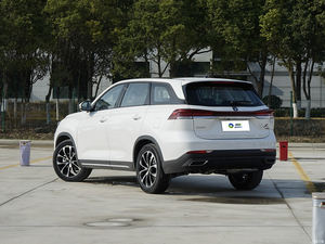 Modèle <span class=keywords><strong>2023</strong></span> Changan <span class=keywords><strong>Auchan</strong></span> X7 Automatique Gauche Essence SUV Occasion Bon État Toit Ouvrant Panoramique Sièges en Cuir Chine Vente Chaude - Product Image 5