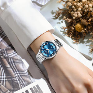 Montre à quartz pour femme Curren 9107 avec bracelet en acier inoxydable, élégante, tendance, bracelet pour femme, étanche, avec calendrier - Product Image 3