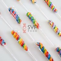 Vente en gros de sucettes torsadées multicolores avec certificat halal/casher Emballage en vrac saveur fruitée
