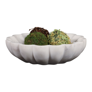 Ciotola Decorativa in Marmo con Bordi Ondulati, Centrotavola Artigianale, Elemento d'Arredo Moderno - Product Image 2
