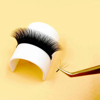 Cils en Fibre PBT Coréenne Professionnels en Gros, Super Doux, Noirs, Faits Main, Forme Ellipse, Naturels, Longs, Boucles Stables, Lisses comme du Vison