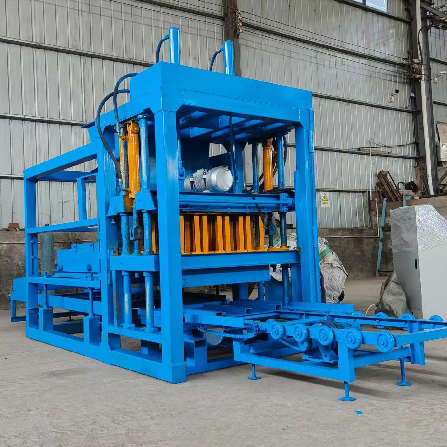 Factory Direct BL4-18 Hydraulic Automatic Brick Machine for Producing Colorful Paving Bricks and Hollow Bricks and Curbstones
