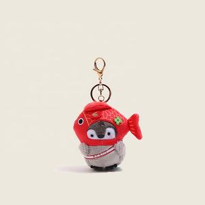 Lindo y divertido pingüino de peluche colgante, disfrazado como una pequeña muñeca de animal, muñeco para máquina de garras, adorno colgante, pequeño regalo - Product Image 6