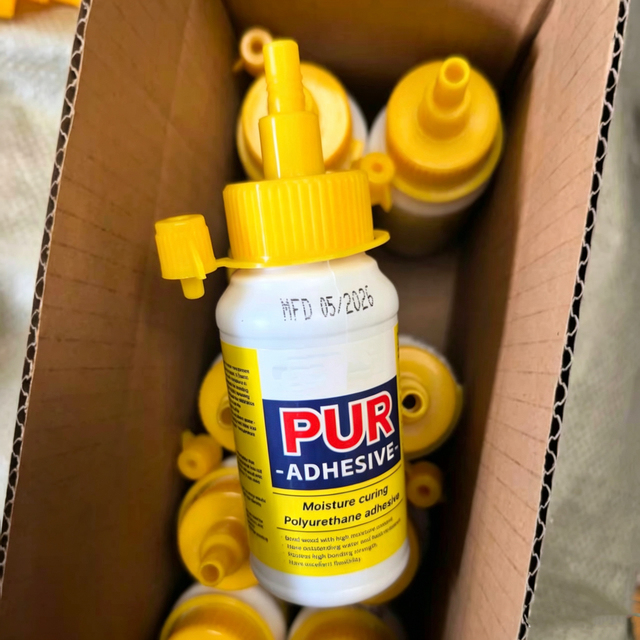 High Quality Quick Curing 1000ml PUR Polyurethane Glue with Customized Logo Excellent Water Resistance for Woodwork