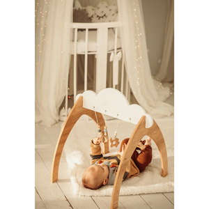 Gymnase d'activités pour bébé en bois Montessori avec jouets suspendus pour le développement sensoriel des nouveau-nés - Product Image 1