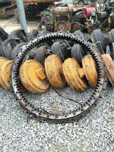 Pièces de train de roulement d'excavateur <span class=keywords><strong>Sk210</strong></span> <span class=keywords><strong>Sk210</strong></span>-8 tendeur avant et ajusteur de voie d'occasion - Product Image 6