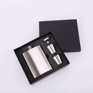 Juego de Regalo de Petaca Portátil de Acero Inoxidable 201 de 8 oz para Whisky y Licores con 2 Vasos y Embudo - Product Image 4