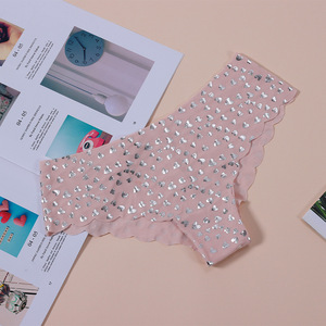 Ropa Interior Femenina Cómoda Sin Costuras, Color Sólido, Estampado de Puntos y Letras, Multipatrón, Pantalones de Cintura Baja, Bragas Triangulares para Mujer - Product Image 1