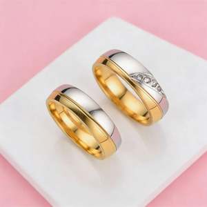 スムーズなアニメジュエリーリング、カップル、男性、女性向けファッションプロミスリング、ステンレススチールジルコン、婚約指輪、結婚指輪 - Product Image 1