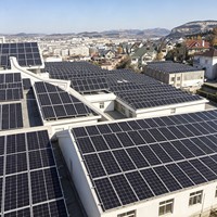 Panneau Solaire Monocristallin PERC 485W 600W 650W Garantie 30 Ans Vente en Gros Certifié IEC TUV pour Approvisionnement de Projets en Vrac