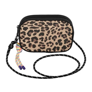 Mini sac à main Lulu motif guépard avec logo personnalisé, sac banane zippé pour téléphone portable, sac bandoulière pour filles et femmes - Product Image 1