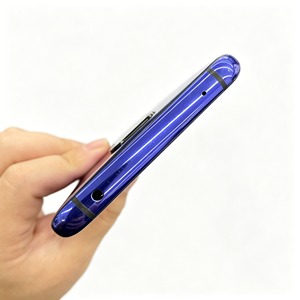 <span class=keywords><strong>Mate</strong></span> <span class=keywords><strong>20</strong></span> <span class=keywords><strong>Pro</strong></span> Blu 8+128GB Schermo OLED da 6,39 Pollici con Notch, Alimentato da Processore Kirin 980, Supporta la Ricarica Wireless - Product Image 6