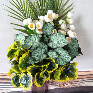 Flores artificiales Queyiyi, hojas de árbol de hierro de 30 cm a 100 cm, follaje de goma suave para decoración de bodas y hogar. - Product Image 1
