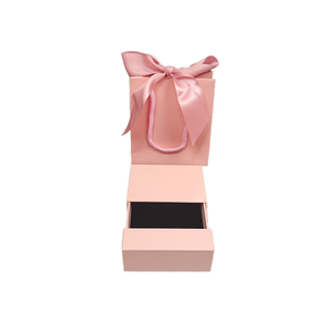 Boîte cadeau de luxe pour bijoux avec ruban et sac cadeau en papier, ensemble d'emballage élégant pour mariage, anniversaire, cadeau de bijoux - Product Image 1