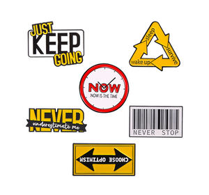 Venta caliente inglés señalización carta <span class=keywords><strong>matrícula</strong></span> esmalte Pin Metal artesanías para mochilas Jeans bolsa - Product Image 3