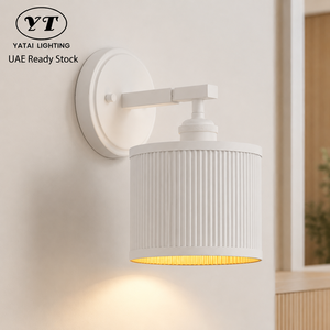 Lámpara de Pared de Diseño Nórdico Moderno, Hierro Blanco E27, Decorativa para Interiores, Hogar, Dormitorio, Sala de Estar, Pasillo, Interruptor Estándar - Product Image 1