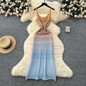 Abito da donna slim fit con motivo a onde sfumate, stile retrò, nuova collezione estiva 2026 - Vendita all'ingrosso per boutique - Product Image 5