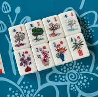 Set Mahjong Akrilik Modern Mewah Florence dengan Desain Lipat Portabel Ukiran Bunga untuk 4 Pemain Hiburan Keluarga