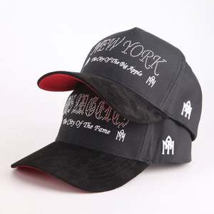 Gorras deportivas de 5 paneles de nuevo diseño al por mayor, gorras de béisbol de hip hop con diamantes de imitación, gorras con visera curva de gamuza y forro de satén. - Product Image 4