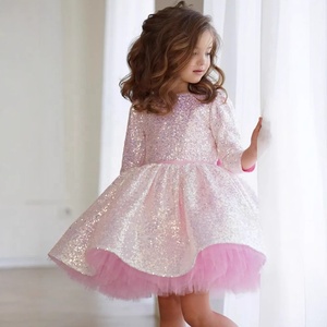 Vestido de Princesa con Lentejuelas Brillantes, Color Rosa, Manga Larga, para Niñas, Vestido de Lujo para Fiestas de Cumpleaños y Ocasiones Formales - Product Image 1