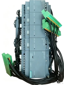 6ED1052-1MD08-0BA2  100% Neuf et Original 6ED1052-1MD08-0BA2  Module logique LOGO 12/24RCE 12/DC 24V/relais - Product Image 6