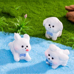 ตุ๊กตาเรซิ่นรูปสุนัขสีขาวขนาดเล็กน่ารัก ของตกแต่งรูปสัตว์การ์ตูนสำหรับตกแต่งภูมิทัศน์ อุปกรณ์ DIY - Product Image 5