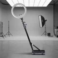 Ring Light Plastik 18 Inch dengan Temperatur Warna yang Dapat Disesuaikan, 3 Penyangga Ponsel, dan Dudukan Dinding untuk Barber, Ekstensi Rambut, dan Siaran Langsung