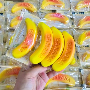 Juguetes Antiestrés de Moda con Forma de Plátano Amarillo, de Subida Lenta, de PU Blando y Suave, para Venta al por Mayor - Product Image 2