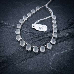 Perles de cristal de quartz naturel facettées 8x8mm, forme cœur lisse, qualité supérieure, certifiées par un tiers, 54 carats, 19 pièces, en vrac - Product Image 2