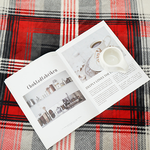 Couverture polaire Sherpa vintage classique rouge et noir quadrillé imprimé pour chaise, canapé, lit, couverture douce et chaude, personnalisée - Product Image 2