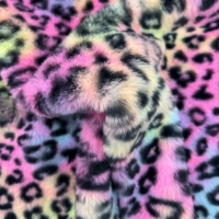Tissu en fausse fourrure de lapin douce, imprimé arc-en-ciel, 100% polyester, personnalisé, pour couverture de bébé, vêtements, jouets, vêtements de maison