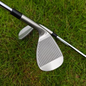 Stock limité – Ensemble de fers de <span class=keywords><strong>golf</strong></span> unisexe Raw <span class=keywords><strong>Pitching</strong></span> S Flex en acier inoxydable forgé avec poignée en caoutchouc et manche en acier pour droitiers - Product Image 2