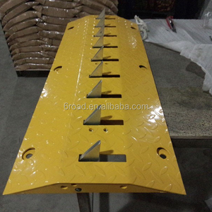 CE Certificated OEM ODM One-way Traffic <strong>Spikes</strong> Road <strong>Barrier</strong> Factory, Speed Bump with Fork - Product Image 2