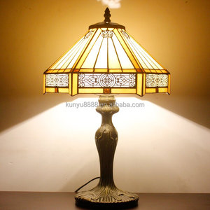 Lámpara de Mesa de Vidrio Artístico Tiffany de Estilo Europeo Hecha a Mano, 16'', LED DC, para Sala de Estar o Dormitorio - Product Image 6