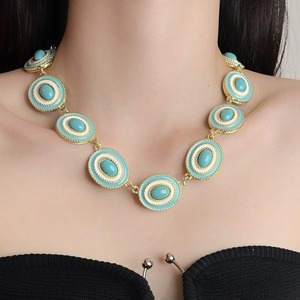 Conjunto de Joyería de Moda: Collar y Pendientes Ovalados de Esmalte Turquesa Vintage para Mujer, Ideal para Uso Diario y con un Toque de Alta Gama - Product Image 1