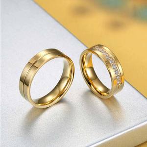 Anillos <span class=keywords><strong>de</strong></span> boda <span class=keywords><strong>de</strong></span> color plateado Zirconia cúbica amor promesa parejas anillos conjunto Acero inoxidable <span class=keywords><strong>alianza</strong></span> boda banda - Product Image 4