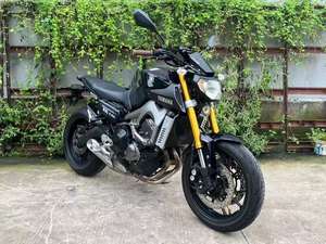 <span class=keywords><strong>Moto</strong></span> sportive <span class=keywords><strong>Yamaha</strong></span> MT09 890cc, moteur 3 cylindres refroidi par liquide, 4 temps, EFI CP3, couple élevé, vente en gros - Product Image 6