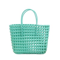 Sac fourre-tout en PVC tressé, sac à main creux fait main pour femme, sacs de plage en paille tressés à la main, imperméable pour l'été, la plage et le shopping
