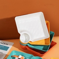 Assiette multifonctionnelle durable en plastique PP écologique, antidérapante, avec fond en forme de boulette et design irrégulier pour sauces et vinaigres