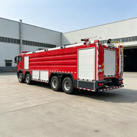 Camion de lutte contre l'incendie à eau/mousse 8*4, camion de pompier avec pompe à incendie