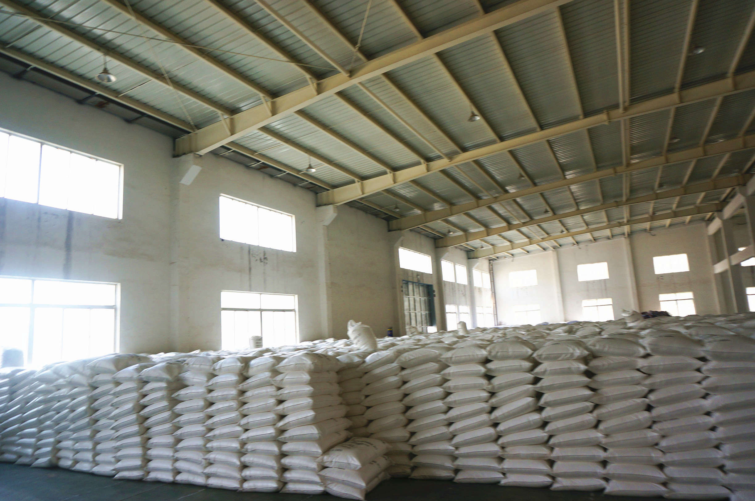 Engrais phosphates de sodium de qualité alimentaire tripolyphosphate prix usine stpp