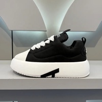 Chaussures de sport décontractées pour hommes, respirantes, augmentant la taille, tendance mode, en maille, pour activités de plein air, avec semelle intérieure en caoutchouc, directement du fabricant