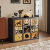 Meuble de rangement métallique multicouche en acier, style rétro, idéal pour les couloirs et salons familiaux.