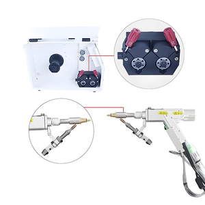 Nouveau système de soudage laser BW101-GS nouvelle machine en métal à fibres d'état avec chargeur de fil de tête de nettoyage longueur d'onde 1064nm pour le soudage - Product Image 4
