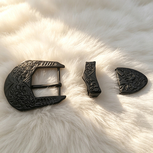 Venta de Accesorios Metálicos Personalizados de Fábrica: Juego de 3 Hebillas de Cinturón Estilo Western de 30mm con Conchos para Cuero - Product Image 3