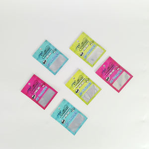 Sacs d'emballage alimentaire anti-odeur imprimés sur mesure, scellés sur trois côtés, avec trou rond, en aluminium, pour aliments pour poissons - Product Image 1